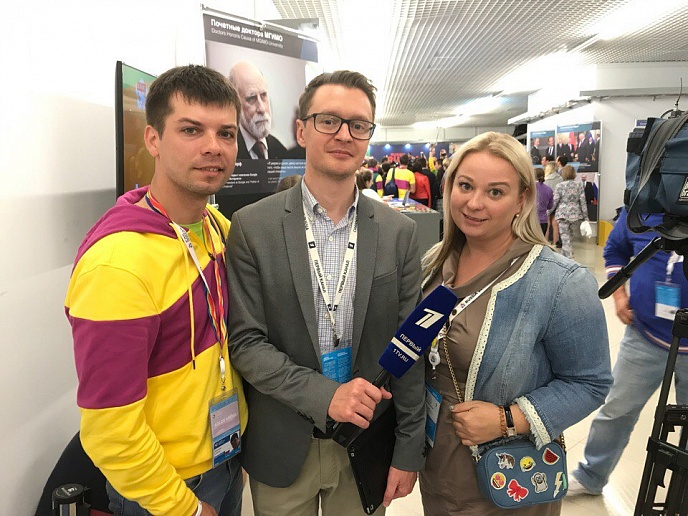 24 октября делегация Тульской области вернулась домой со Всемирного фестиваля молодежи и студентов, который проходил с 14 по 22 октября в Сочи